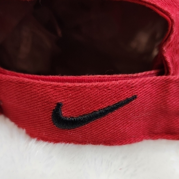 Nike Red Black Swoosh Just Do It Baseball Hat Cap Unisex Child Size 4-7 - Picture 8 of 13